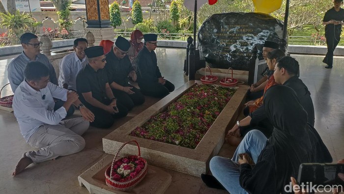 Wamendagri ziarah ke Makam Bung Karno