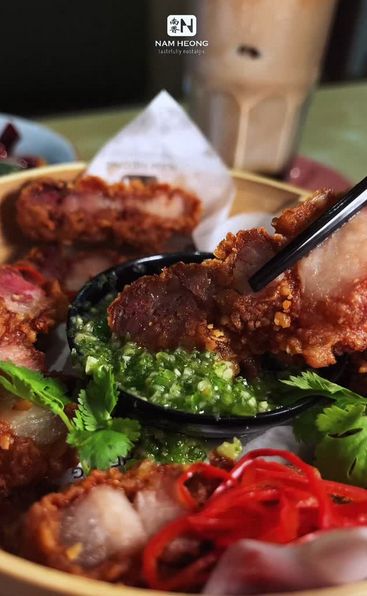 5 Resto Melayu Non Halal, Ada Bak Kut Teh hingga Mee Won Ton