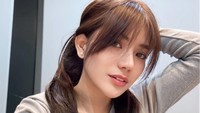 Berlliana Lovell mengatakan operasi plastik di dua bagian, wajah dan hidung. Wajahnya dilakukan facelift yang bertujuan untuk mengencangkan kulit wajah dan leher, mengurangi kerutan, dan membuat wajah tampak lebih muda. Sementara di hidung, ia mengaku memperbaiki setelah sempat kecelakaan. (Foto: dok Instagram)