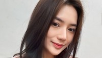 Berlliana Lovell melakukan operasi di Korea. (Foto: dok Instagram)