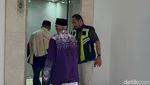 Calon Jemaah Haji Kloter Pertama Jatim Berangkat dari Bandara Juanda