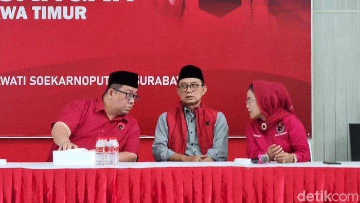 DPD PDIP Jatim copot Adi Sutarwijono
