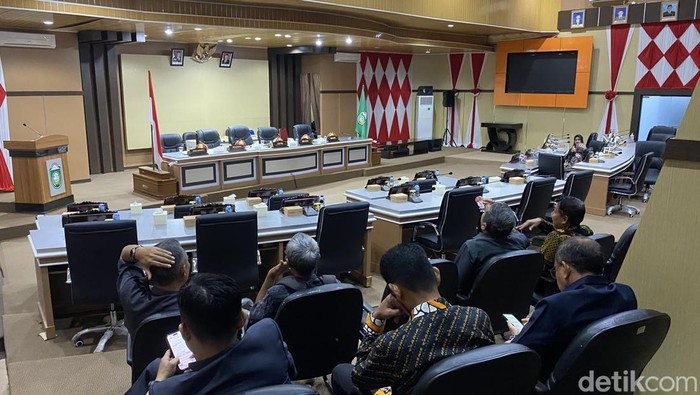 DPRD Parepare membatalkan rapat paripurna penyerahan rancangan awal RPJMD.