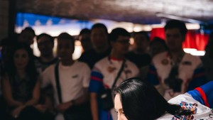 Aksi Erika Carlina bermain biliar. Foto: Instagram Erika Carlina