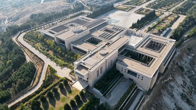 Duduk Perkara Geger Serangan Israel ke Dekat Istana Kepresidenan Suriah
