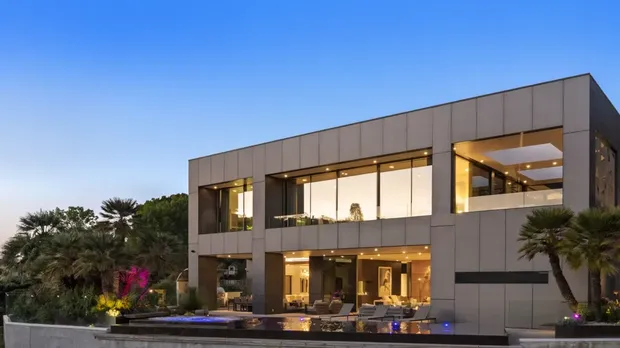 Gene Simmons jual rumahnya yang ada di Beverly Hills