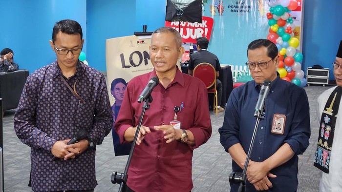 Wakil Ketua Komisi Pemberantasan Korupsi (KPK) Ibnu Basuki Widodo di gedung ACLC KPK, Jakarta, Jumat (2/5/2025).