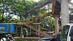 Penampakan Terkini Proses Perbaikan JPO Tipar Cakung