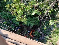 2 Orang Tewas Usai Motornya Terjun Bebas dari Jembatan