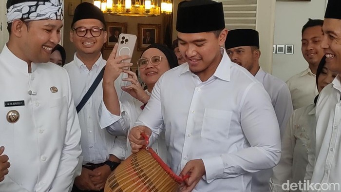 Ketua Umum PSI Kaesang Pangarep