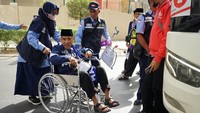 Kedatangan ini menandai awal kedatangan gelombang pertama jamaah haji Indonesia di Tanah Suci. Kloter pertama berasal dari Embarkasi Jakarta Pondok Gede dan tiba di Madinah pada Jumat pagi waktu setempat.  