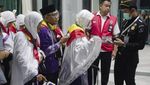 Kloter Pertama Calon Jemaah Haji Mulai Berangkat ke Tanah Suci