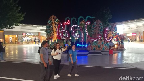 Kondisi penerangan di area Terminal Domestik Bandara Bali sudah berjalan normal, Jumat (2/5/2025) malam.