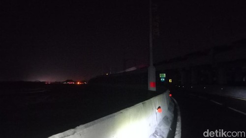 Kondisi Tol Bali Mandara masih gelap sejak pemadaman pukul 16.00 Wita, Jumat (2/5/2025).