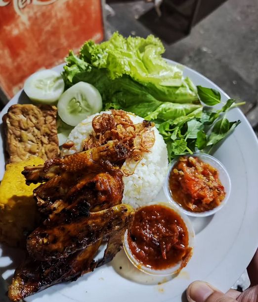 Mantul! Ini 10 Ayam Bakar yang Manis Gurihnya Bikin Nagih