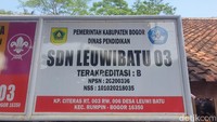 Keadaan ini juga pada akhirnya didengar oleh Kemendikdasmen yang kemudian menjadijan SDN Leuwibatu 02-03 salah satu sekolah terpilih program revitalisasi sekolah. Foto: (Devita Savitri / detikcom)