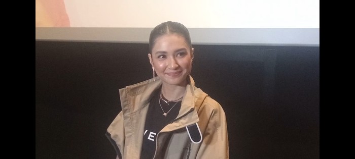 Mikha Tambayong kembali ke dunia musik setelah 2 tahun dengan single Its My Time.