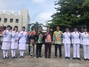 Pimpin Upacara Hardiknas, Wagub Kalteng Soroti Pendidikan untuk SDM Unggul