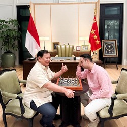 Hai Raffi Ahmad, Gimana Rasanya Main Catur Sama Presiden Prabowo?