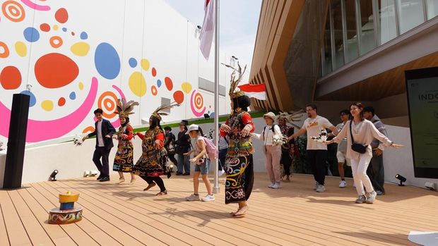 Tari Enggang dan Gong Tampil di Osaka Bappenas Perkuat Peran Pengembangan Budaya Bangsa. (Istimewa)