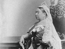 Foto Tokoh Legendaris yang Mungkin Tidak Kamu Ketahui Pernah Difoto