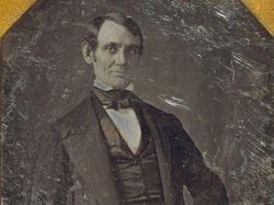 Foto Tokoh Legendaris yang Mungkin Tidak Kamu Ketahui Pernah Difoto