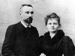 Foto Tokoh Legendaris yang Mungkin Tidak Kamu Ketahui Pernah Difoto