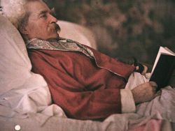 Foto Tokoh Legendaris yang Mungkin Tidak Kamu Ketahui Pernah Difoto