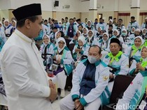 Wagub Taj Yasin Lepas Kloter 1 Calon Haji Embarkasi Solo Dini Hari Tadi