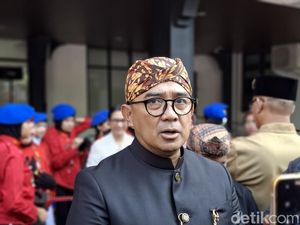 Pawai Persib Juara, Farhan Minta Maaf Bila Ganggu Warga Bandung