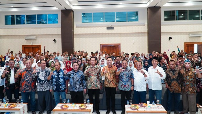 Bupati Lamongan ajak sinergi Keluarga Alumni Universitas Jember (KAUJE) membangun daerah.
