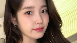 Kesempurnaan Hanya Milik IU Kesempurnaan Hanya Milik IU