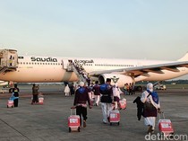 Petugas Bandara SMB II Temukan Benda Tajam di Barang Bawaan Calon Haji