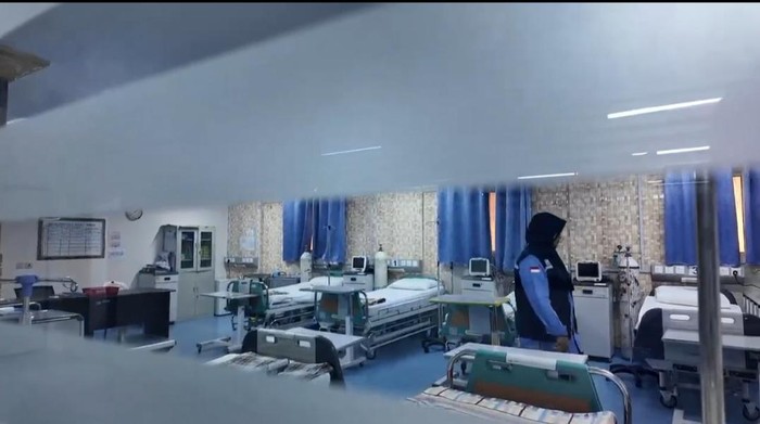 Jemaah haji tak memaksakan diri beribadah sunah dan rutin minum air putih. (dok. Media Center Haji)