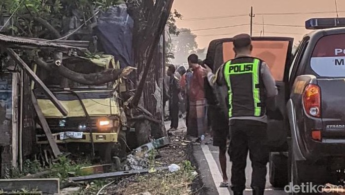 Kecelakaan truk tabrak pesepeda hingga tewas di Bojonegoro