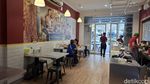 Kopitiam Malaysia Autentik Ini Sajikan Mi Kari dan Teh Tarik Segar