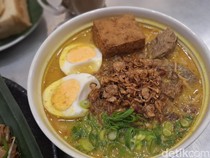 Video: Mie Kari Sapi hingga Kaya Toast Autentik di Kopitiam Bukit Bintang