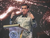 Perusahaan Kini Dilarang Tahan Ijazah Pegawai!