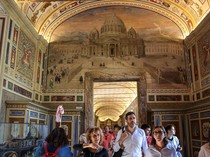 Vatikan Jadi Destinasi Wisata Paling Padat di Dunia