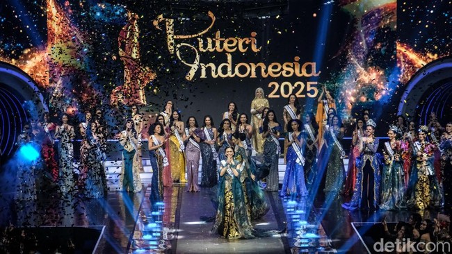 Firsta Yufi Amarta memenangkan penghargaan Puteri Indonesia 2025 yang diselenggarakan di Jakarta International Convention Center (JICC), Jakarta, Jumat (2/5/2025). Firsta bersaing dengan Melliza Xaviera Putri Yulian (DKI 1) di posisi 2 besar.