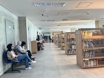 Bukan Hanya Jam Buka yang Bertambah, Perpustakaan Harus Jadi Ruang Aman