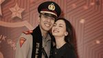 Pesona Valerie Tifanka Saat Makan di Restoran hingga Minum Kopi
