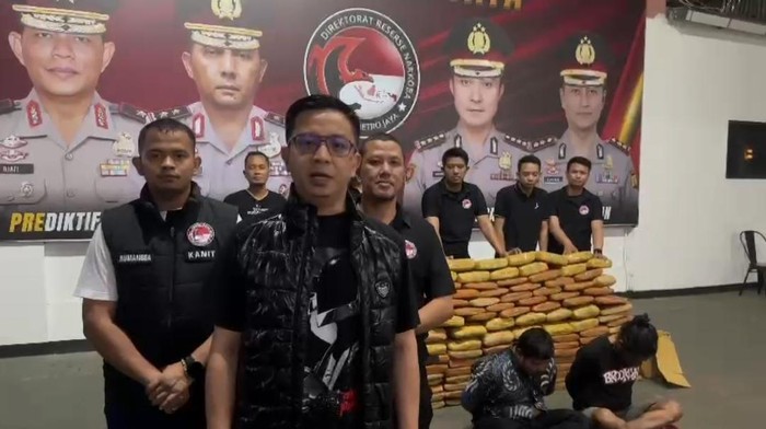 Polda Metro Jaya ungkap 143 Kg ganja di Tangerang.