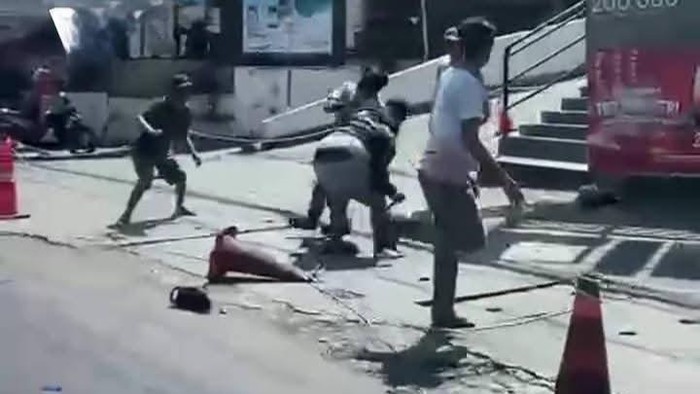 Tangkap layar video aksi penusukan di Lubuklinggau.