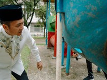 Tinjau Taman Lansia TVRI, Walkot Palembang Temukan Fasilitas Bermain Rusak