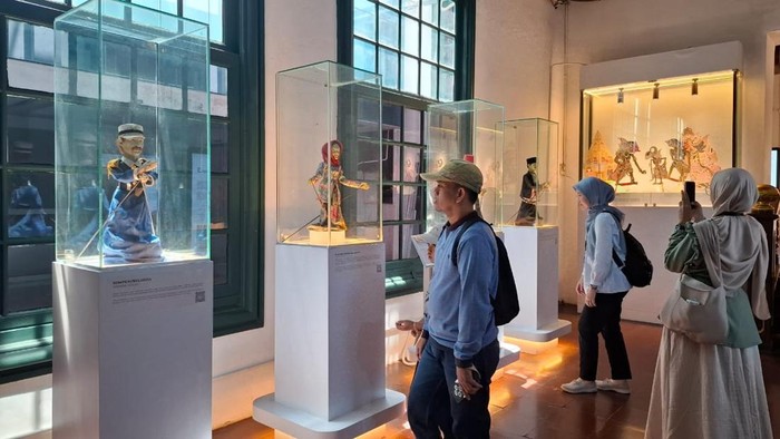 Warga Jakarta sambut baik rencana museum dibuka hingga malam.