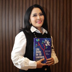 Cucu Ki Hadjar Dewantara Tulis Buku Life Skill, Gen Z Wajib Baca