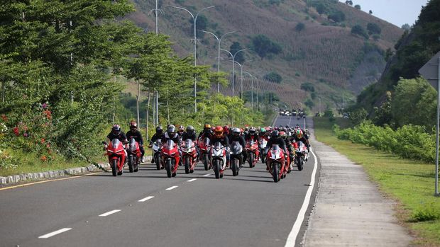 Ducati WE RIDE AS ONE 2025 sukses digelar di Mandalika, Nusa Tenggara Barat