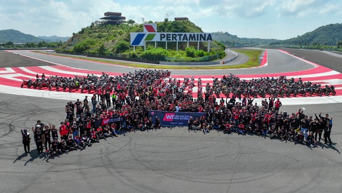 Ducati WE RIDE AS ONE 2025 sukses digelar di Mandalika, Nusa Tenggara Barat