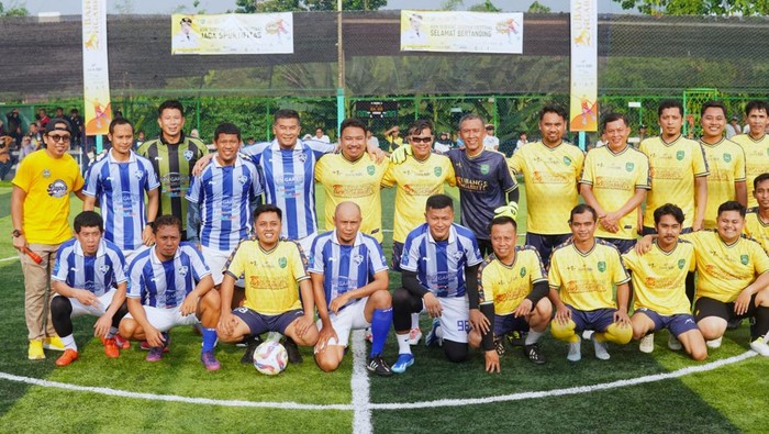 Fun Football di Lapang Mekarjaya Mini Soccer Cigadung Subang.
